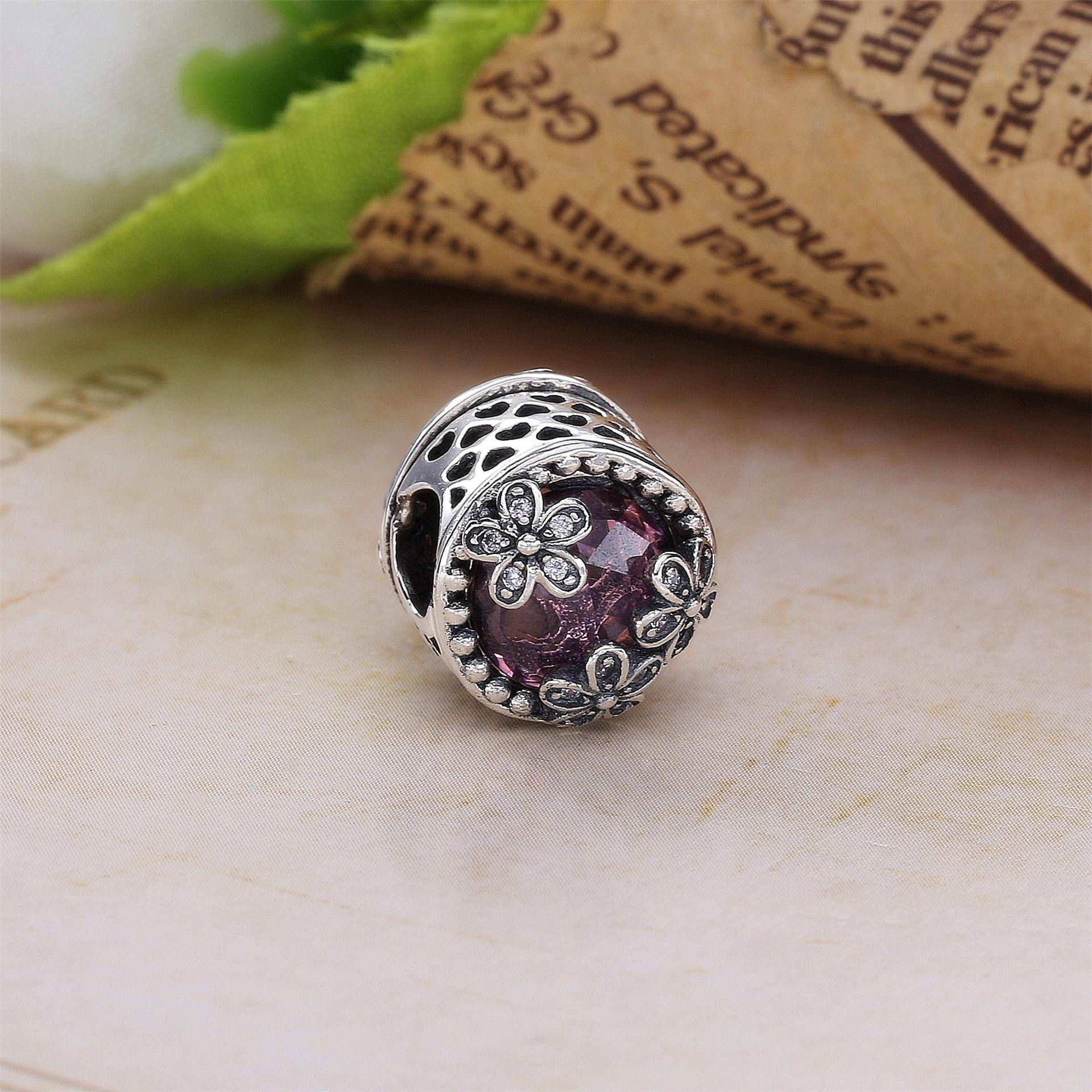 Pandora Zilveren Oogverblindende Daisy Meadow Bedel 792055PCZ