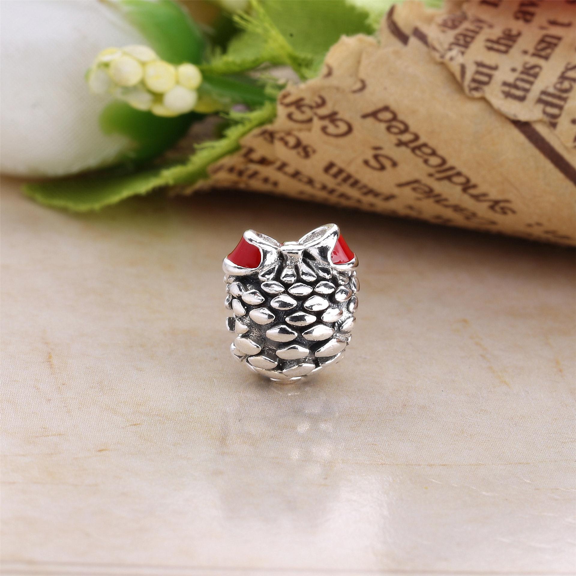 Pandora Zilveren Pinecone Bedel 791237En39