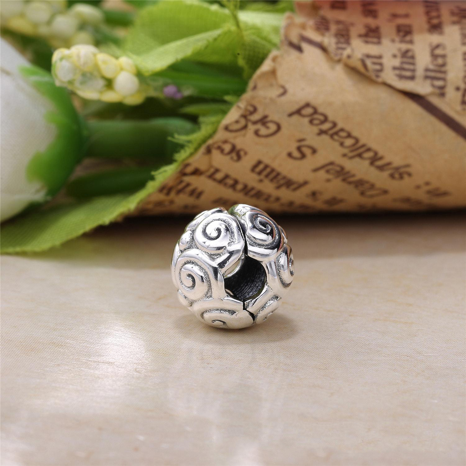 Pandora Zilveren Swirl Stippen Clip 790161