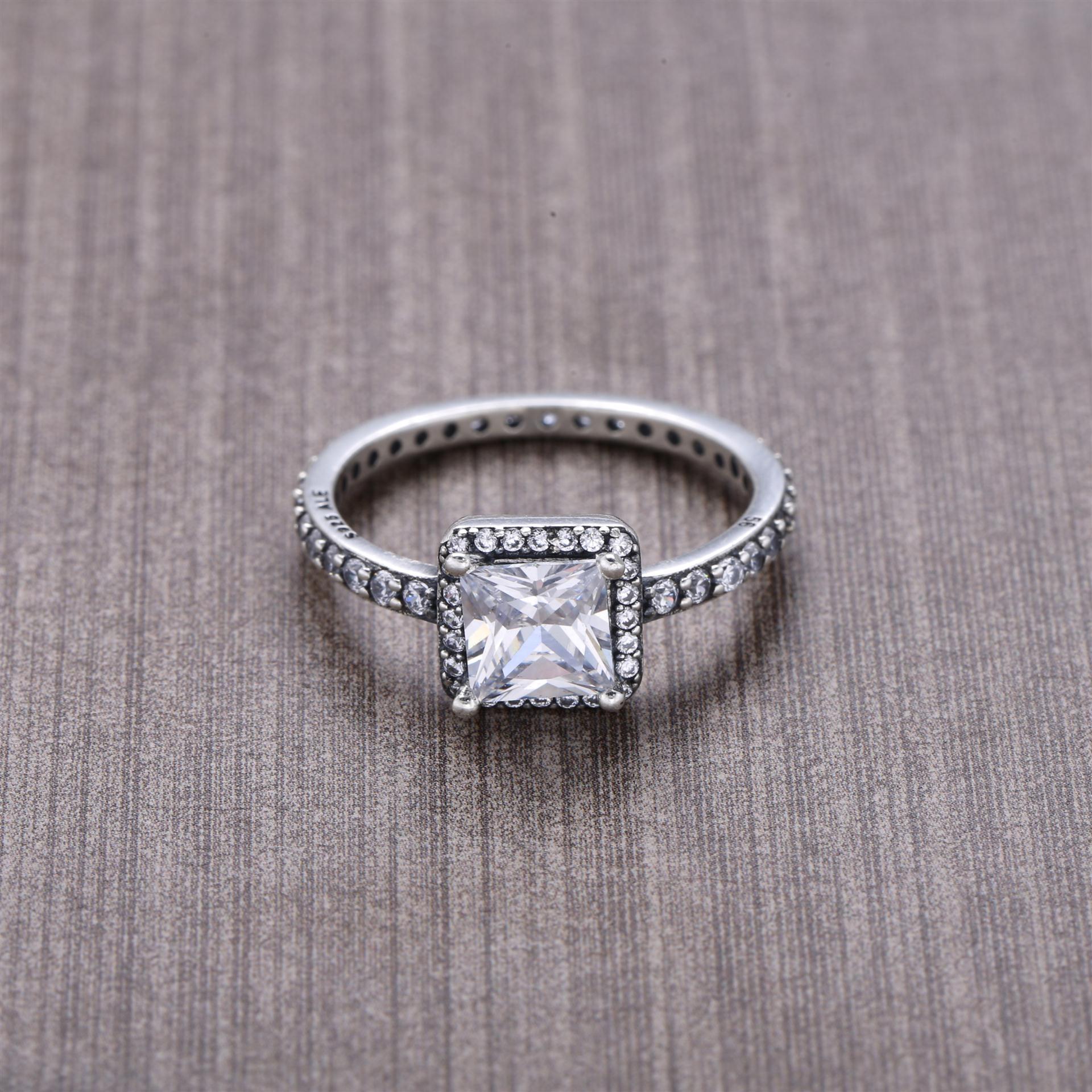 Ring Tijdloze Elegantie 190947CZ