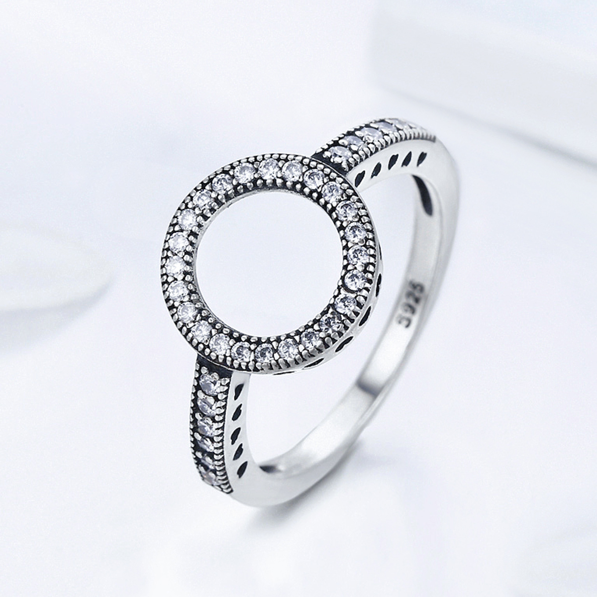 Pandora Style Ring of Halo Ring - SCR041